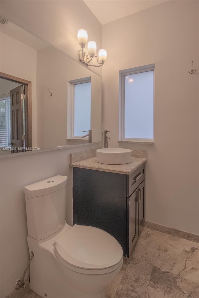 3722 Royal Palm Ave, Miami Beach, FL 33140 Photo