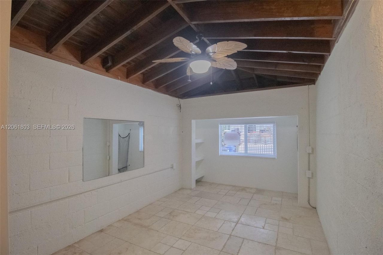 3722 Royal Palm Ave, Miami Beach, FL 33140 Photo
