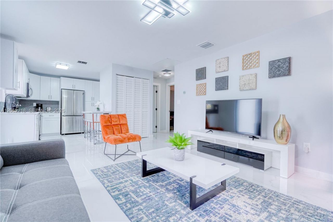 171 NW 47th St, Miami, FL 33127 Photo