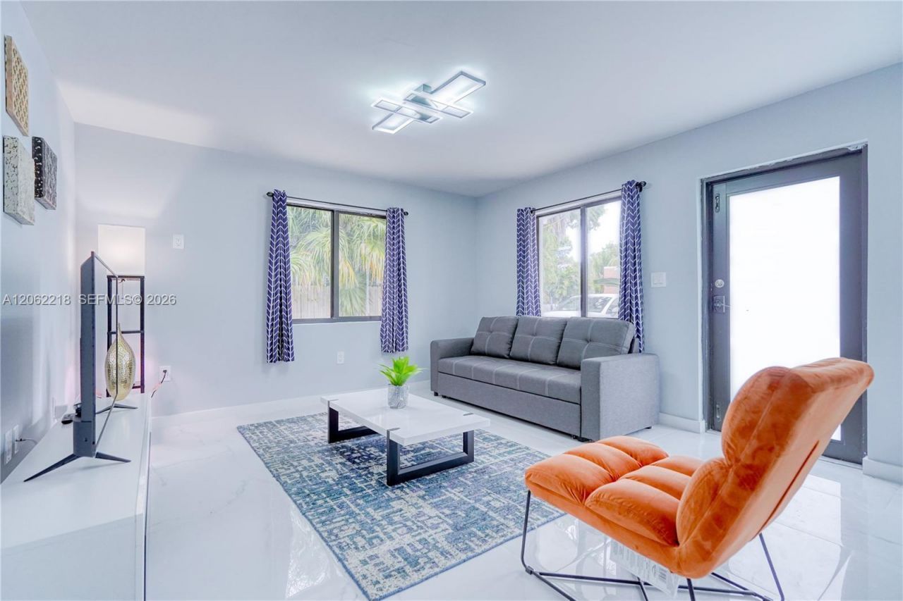 171 NW 47th St, Miami, FL 33127 Photo
