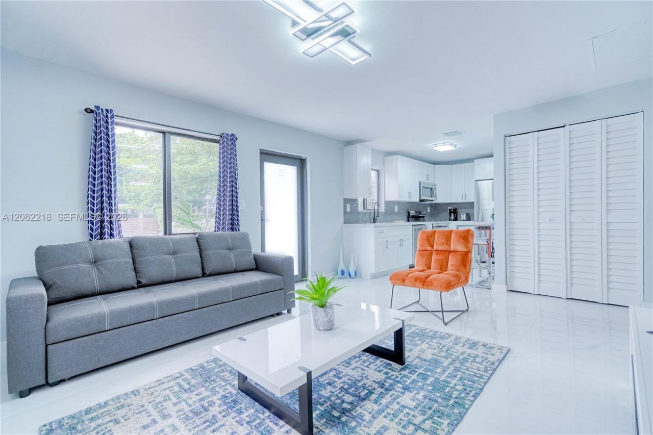 171 NW 47th St, Miami, FL 33127 Photo