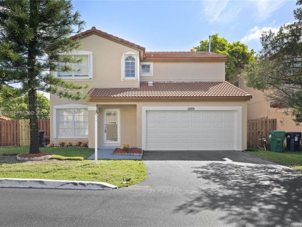 10953 SW 151st Pl , Miami, FL 33196