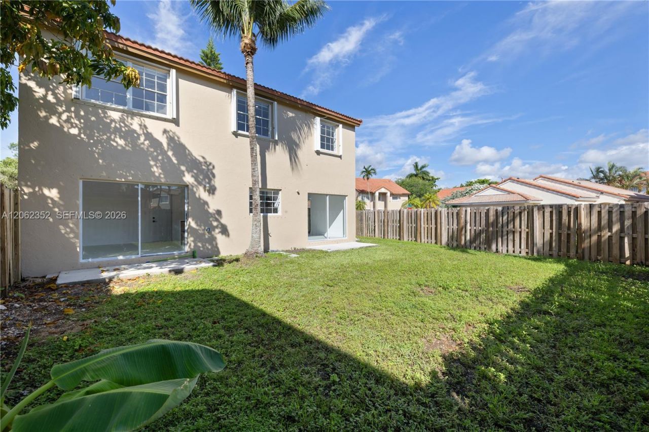 10953 SW 151st Pl, Miami, FL 33196 Photo