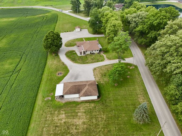 3608 N London Road, Fairland, IN 46126
