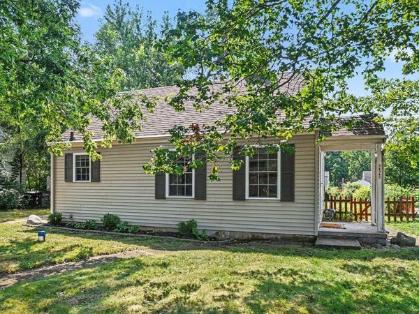 54345 Maple Lane Avenue, South Bend, IN 46635