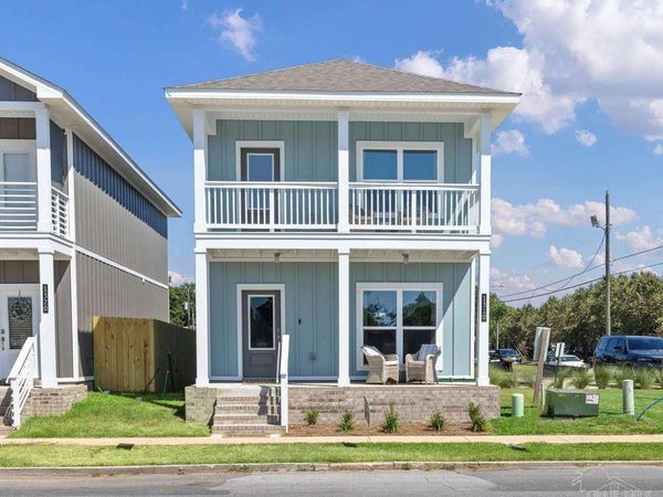 1380 W Zarragossa St, Pensacola, FL 32502