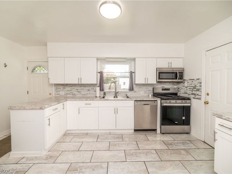 2505 E Market Street , Warren, OH 44483 Photo 17