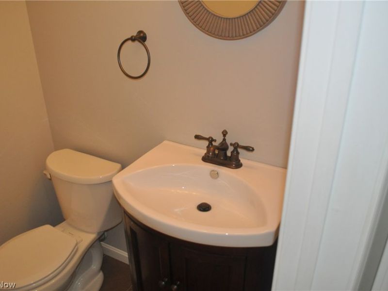 1193 Pinecrest Place, Willoughby, OH 44094 Photo 3
