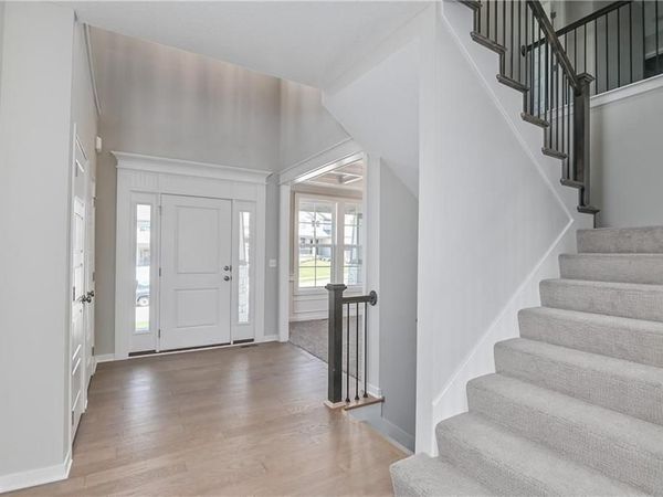 2739 W Park Street, Olathe, KS 66061