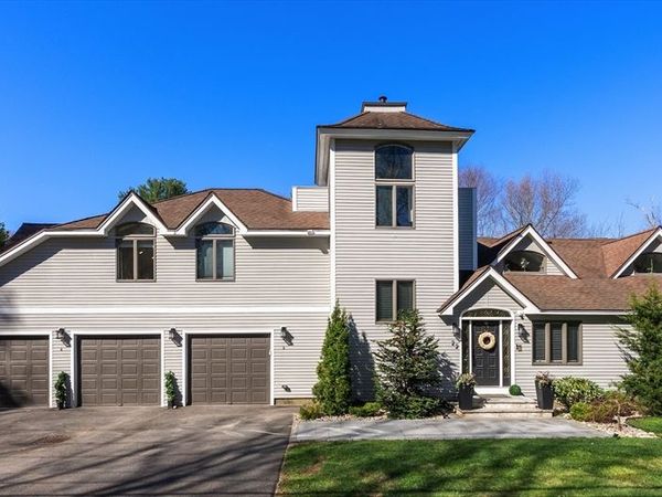 22 Old Cambridge Turnpike, Lincoln, MA 01773