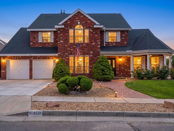 8600 Hampton Avenue NE, Albuquerque, NM 87122