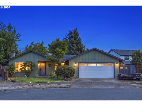 6450 B ST, Springfield, OR 97478