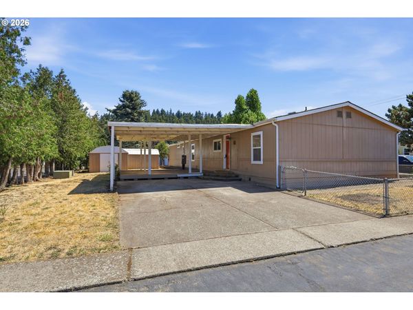 5660 DAISY ST, Unit 31, Springfield, OR 97478