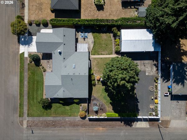 499 NE CHERRY ST, Sublimity, OR 97385