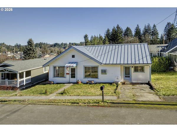 442 1ST AVE, Vernonia, OR 97064