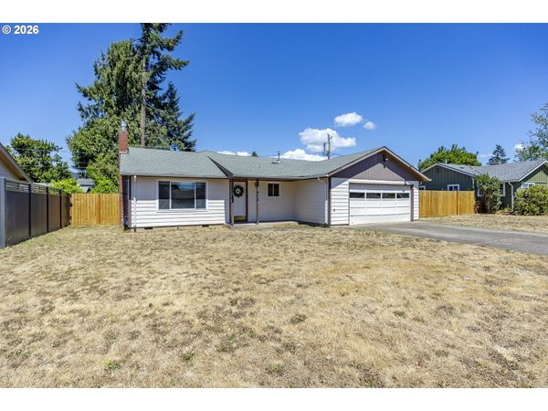 1458 YOLANDA AVE, Springfield, OR 97477