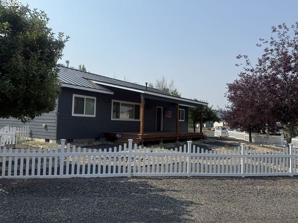 216 B AVE, Seneca, OR 97873