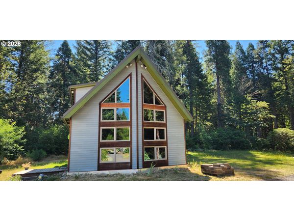 55533 MCKENZIE RIVER DR, Blue River, OR 97413