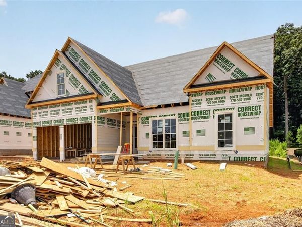 409 Lake Vista Drive, Statham, GA 30666