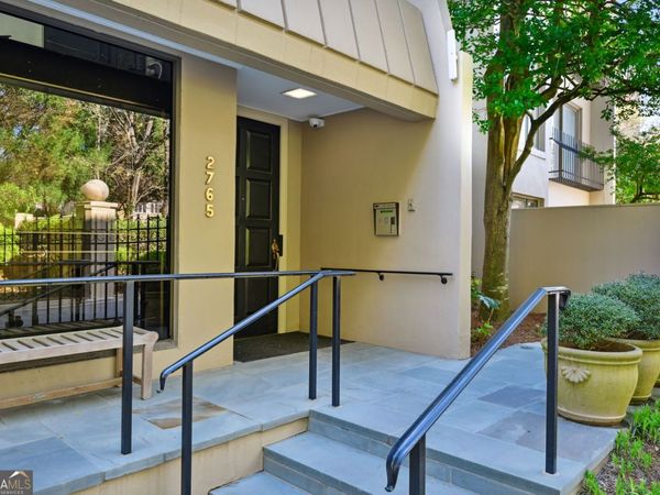 2765 Peachtree Road NE, Unit 6, Atlanta, GA 30305