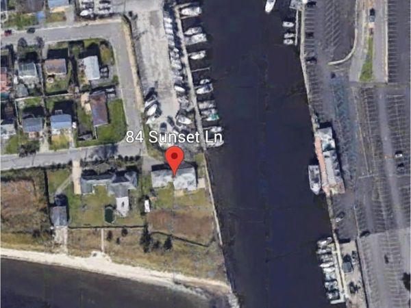 84 Sunset Lane, Patchogue, NY 11772