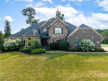 20745 Evergreen Trail , North Royalton, OH 44133