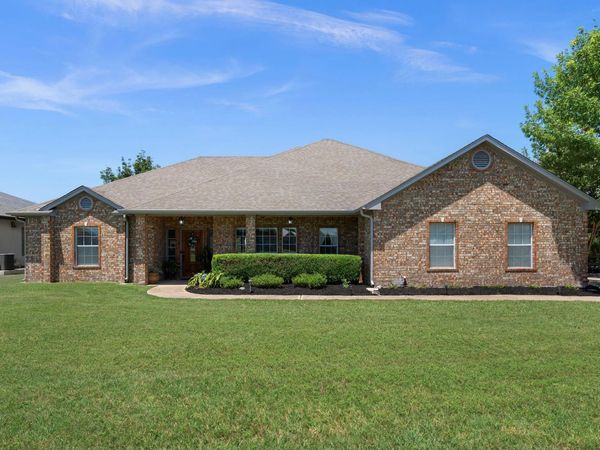 133 Sentry PT , Hutto, TX 78634