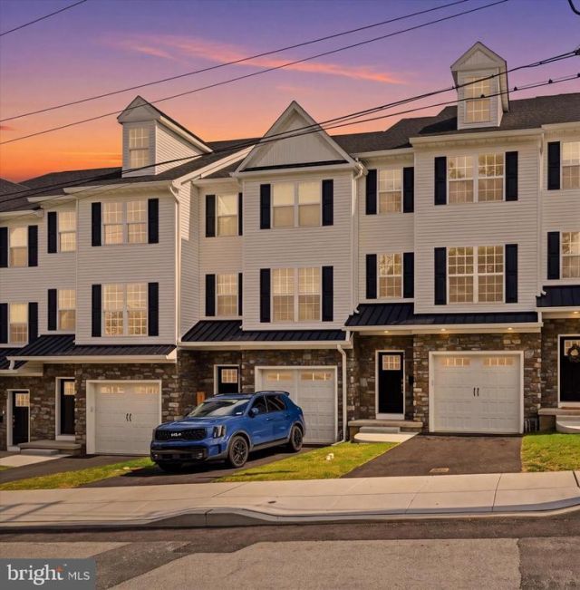 207 W EIGHTH STREET , BRIDGEPORT, PA 19405