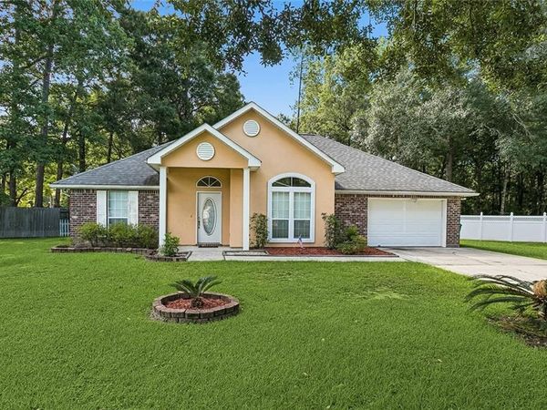 213 HEATHER Drive, Mandeville, LA 70471