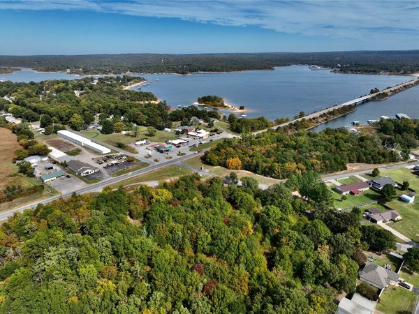3 E Highway 9 , Eufaula, OK 74432