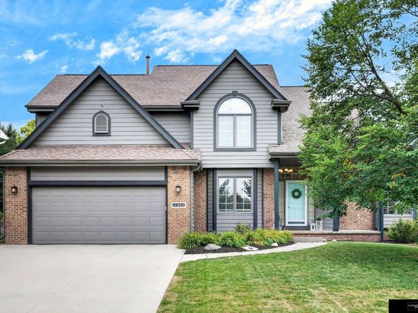 17802 Monroe Street, Omaha, NE 68135