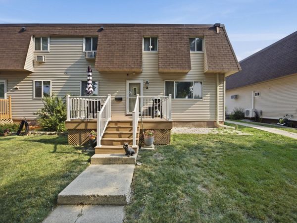 974 5th Avenue W, Unit A, West Fargo, ND 58078
