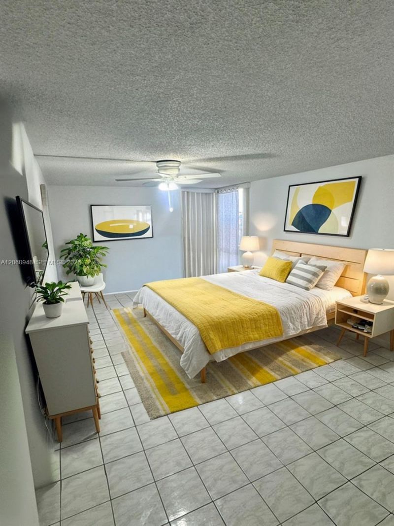 920 NE 199th St , Unit 309-3J, Miami, FL 33179 Photo