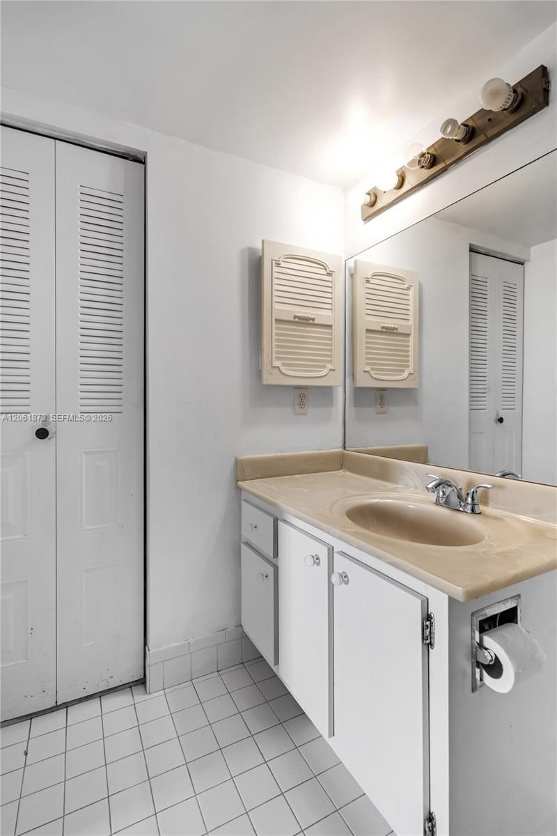 300 SW 134th Way , Unit 413E, Pembroke Pines, FL 33027 Photo