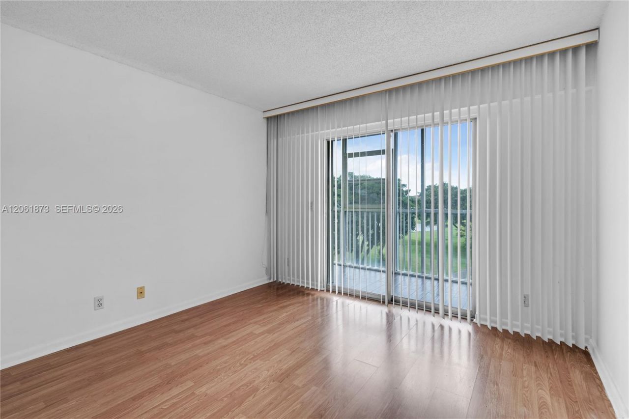 300 SW 134th Way , Unit 413E, Pembroke Pines, FL 33027 Photo