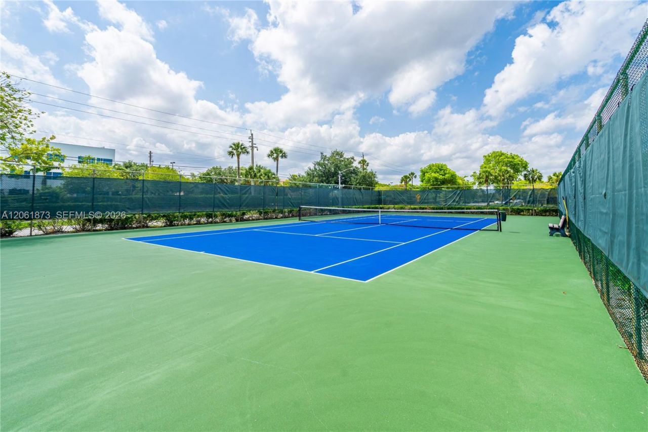300 SW 134th Way , Unit 413E, Pembroke Pines, FL 33027 Photo