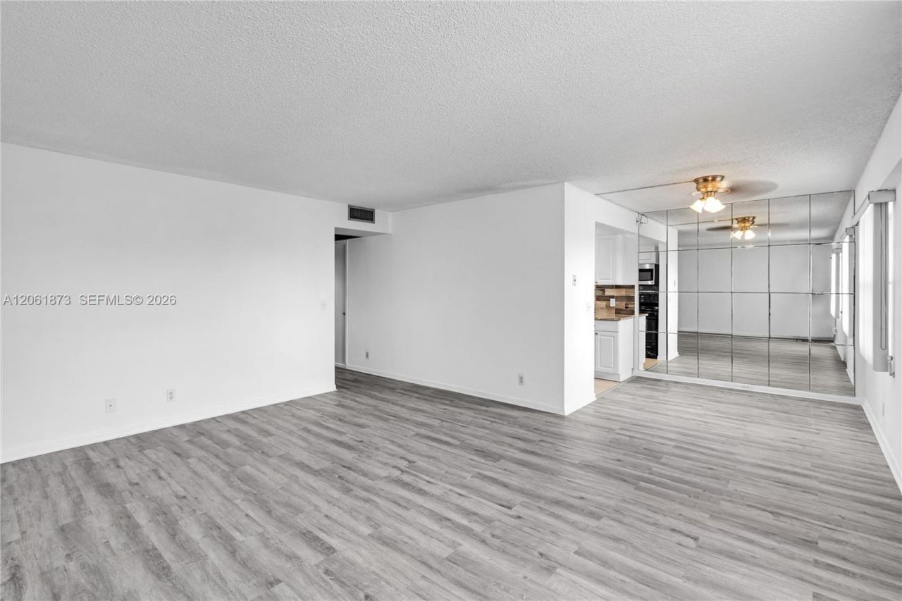 300 SW 134th Way , Unit 413E, Pembroke Pines, FL 33027 Photo