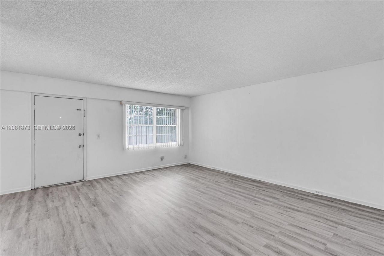 300 SW 134th Way , Unit 413E, Pembroke Pines, FL 33027 Photo