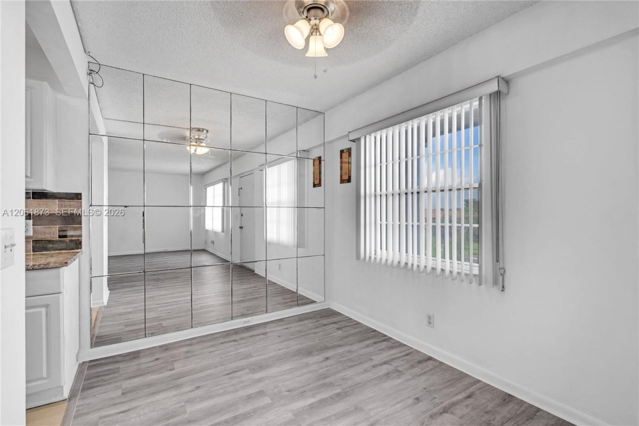 300 SW 134th Way , Unit 413E, Pembroke Pines, FL 33027 Photo