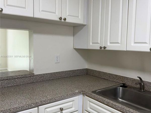Unit 204, Tamarac, FL 33321