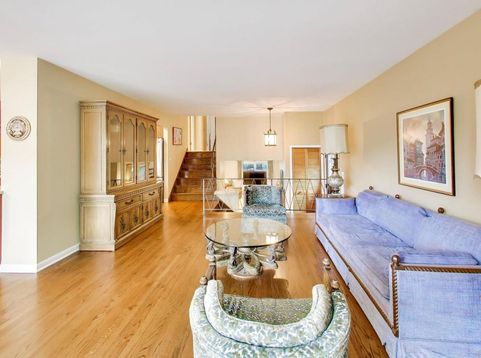 Main Photo