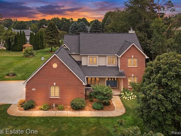 61542 Brookway Drive , Lyon Twp, MI 48178