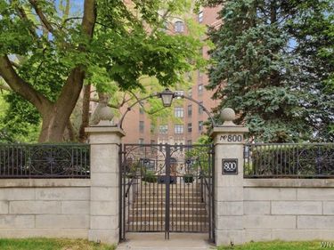 800 W Ferry Street, Unit 9C, Buffalo, NY 14222