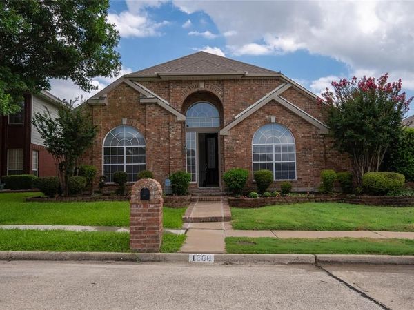 1806 Frosted Hill Drive , Carrollton, TX 75010