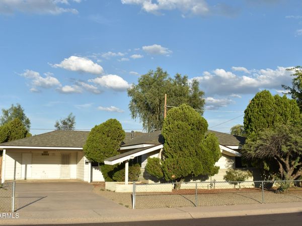 2613 N 74TH Place, Scottsdale, AZ 85257