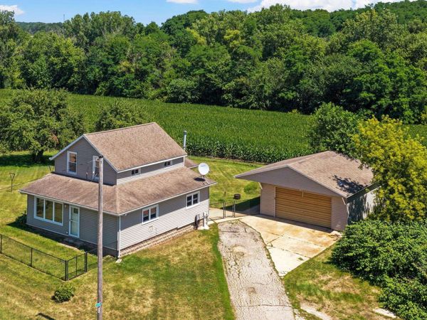 690 Highway 14, Oregon, WI 53575