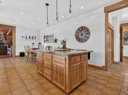 500 Peninsula Drive, Lake Almanor, CA 96137 Photo