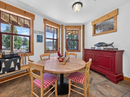 500 Peninsula Drive, Lake Almanor, CA 96137 Photo
