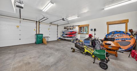 500 Peninsula Drive, Lake Almanor, CA 96137 Photo