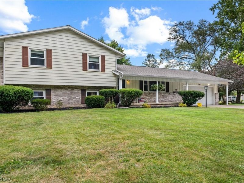 9307 Strausser Street NW, Massillon, OH 44646 Photo 1